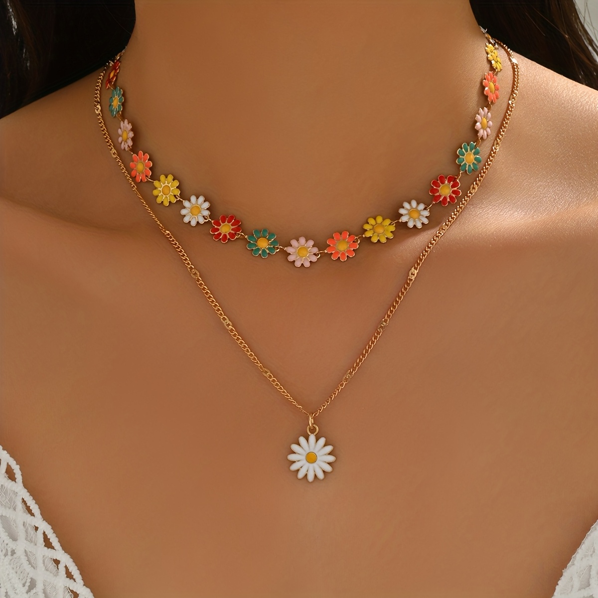 2pcs Women's Unique Colorful Daisy Layered Necklace Enamel Floral Jewelry Ideal Gift For Her On Birthdays & Floral Enthusiasts