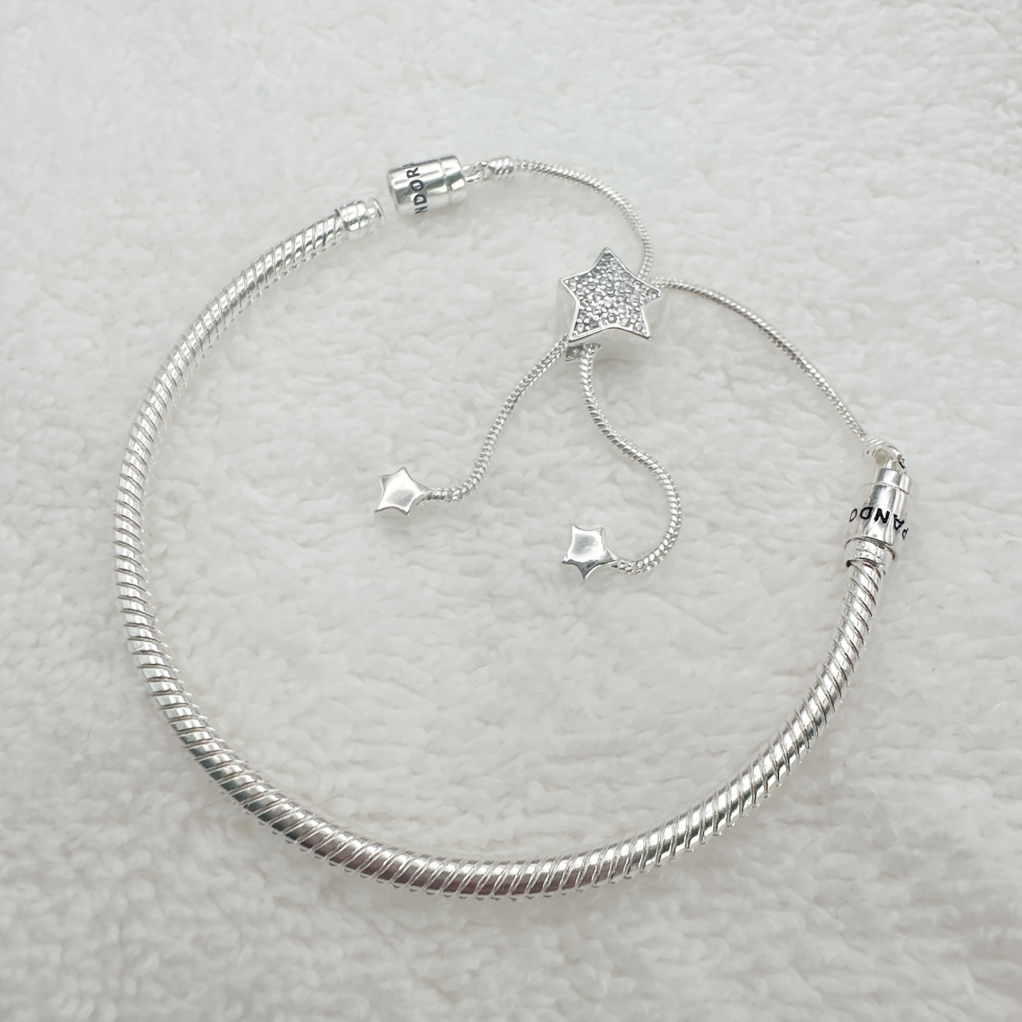

Silver Moments Pavé Star Snake Chain Slider Charm Bracelet 598528c01, Women Girls Bracelet, Birthday Gift, With Gift Pouch