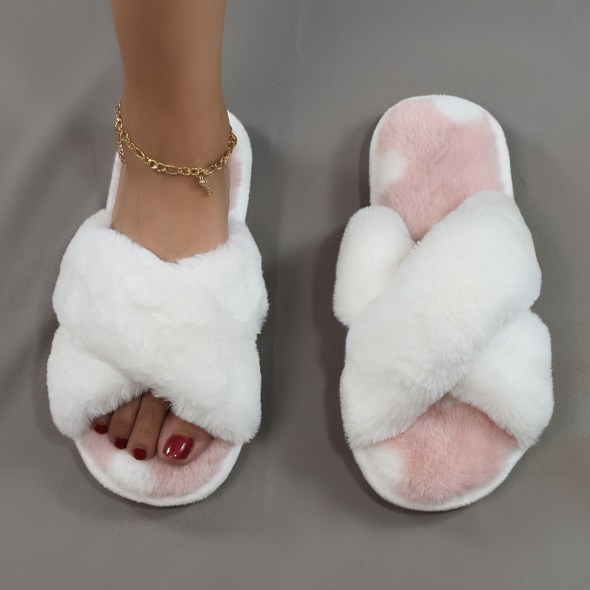 

Women's Slippers - Fur, Toe, Eva