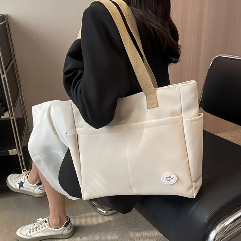 pour femmes | multifonctionnel avec bandoulière réglable & fermeture éclair | | disponible , , crème, noir, petit sac Détails du produit 4