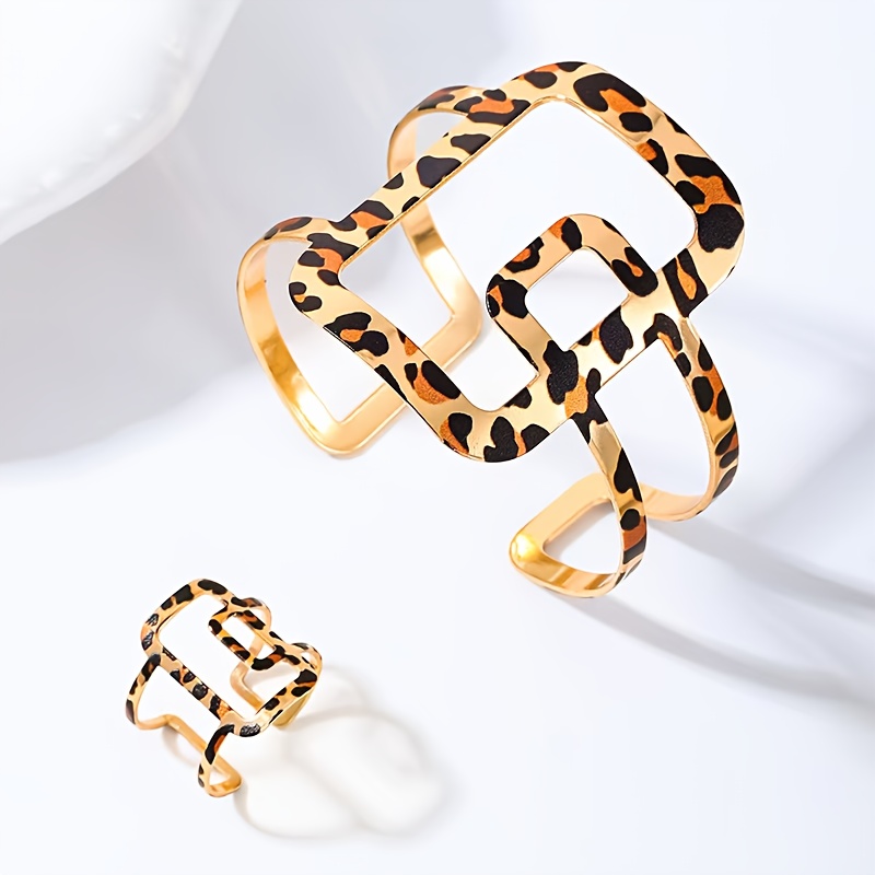 E-shop 1 Set/Modischer Trendiger Leopardenmuster Breites Band Linien Hohles Armband und Ring Set, Einfache Atmosphärische High-End Damen Accessoires