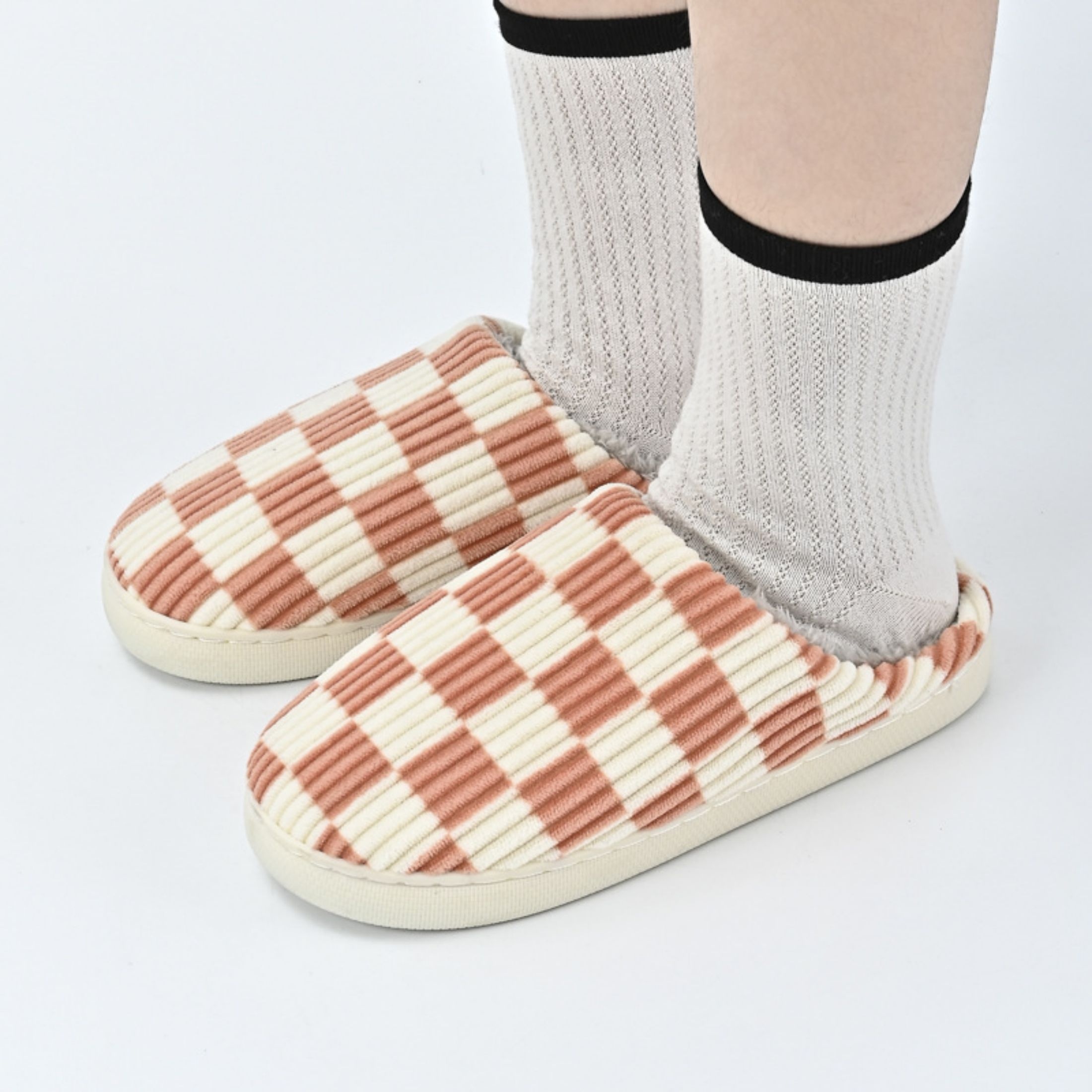 

Women's Slippers