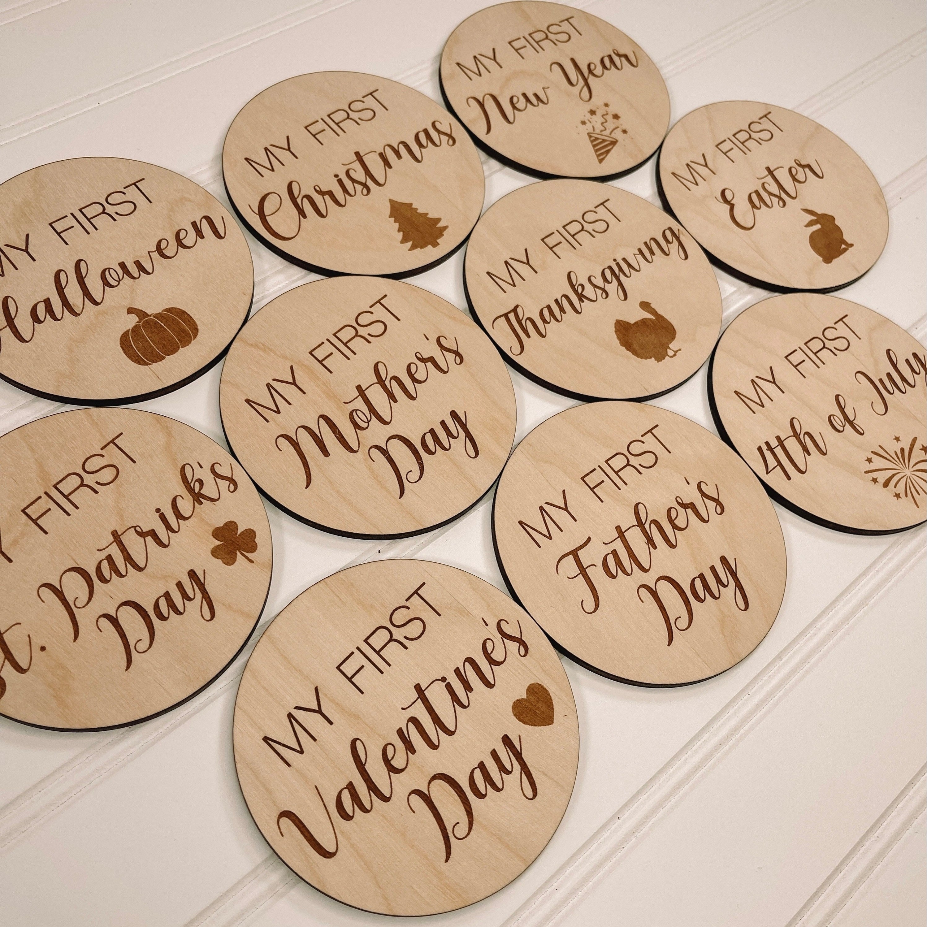 10 wooden baby monthly milestone cards record your babys growth with   wooden photo disc for halloween thanksgiving and christmas gifts details 4