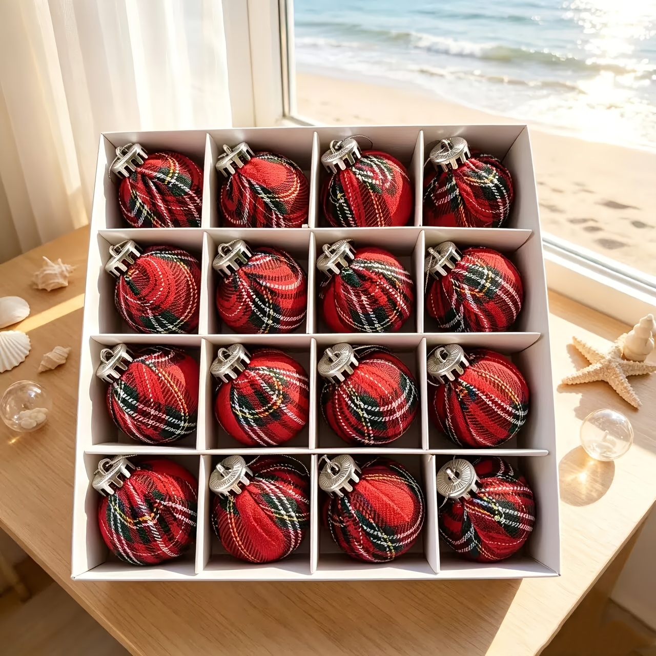 TEMU Lot de boules de Noël, 16 pièces/6 cm, décorations de Noël multicolores, boules de Noël à suspendre à motif à carreaux et rayures, décorations