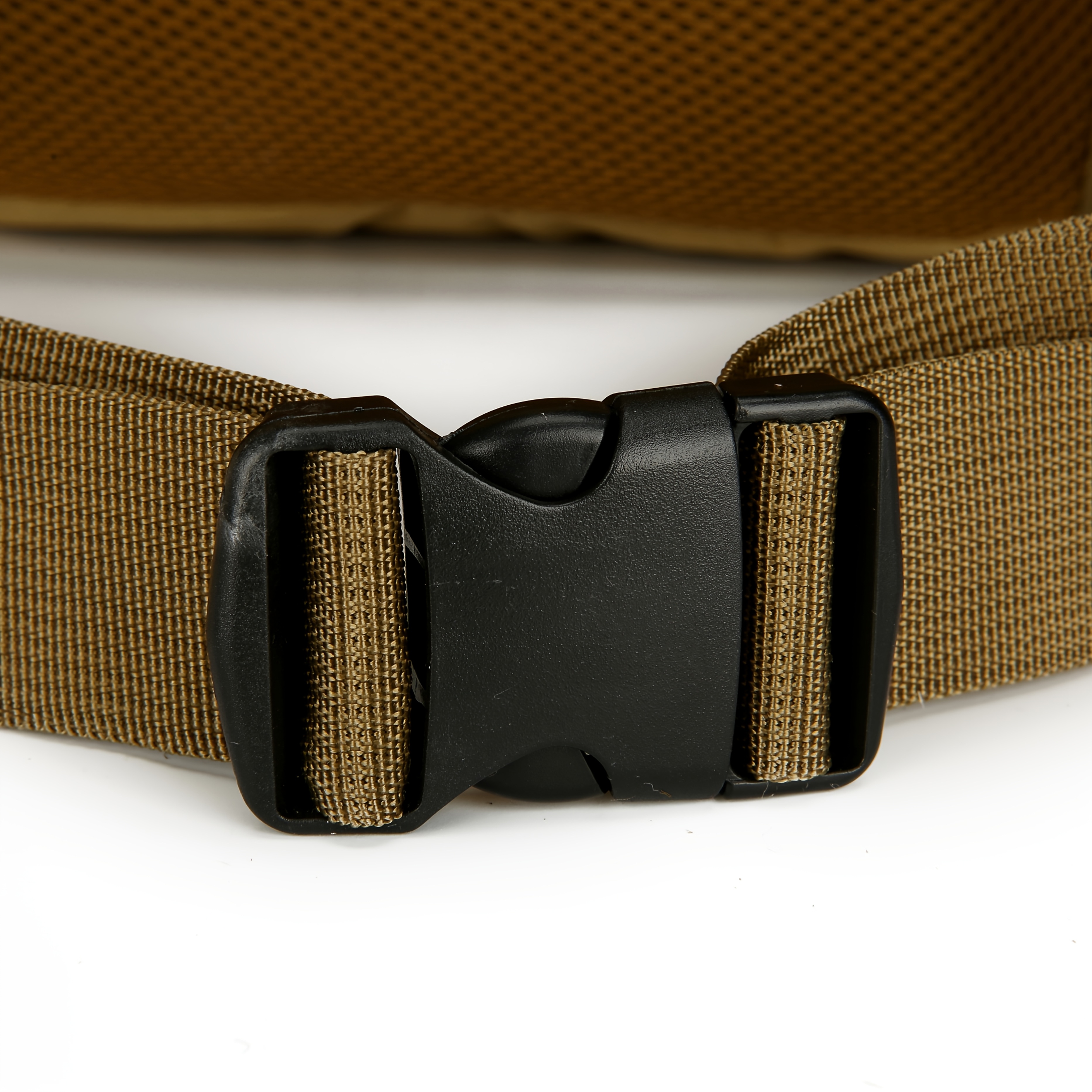 100-Liter Extra-Large Travel Backpack for Carrying Luggage, Blankets, Outdoor Camping, Training, Camouflage, And Moving