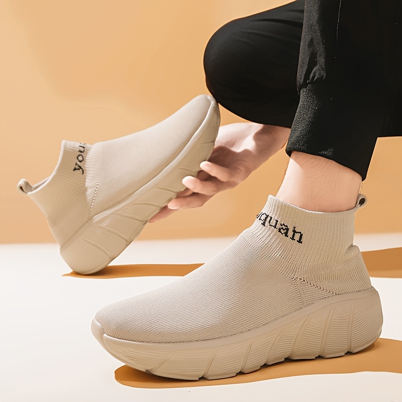 New Slip-On Lightweight Comfortable Fashion Thick-Soled Shoes Wearable  Couple Style Women'S Casual Sneakers