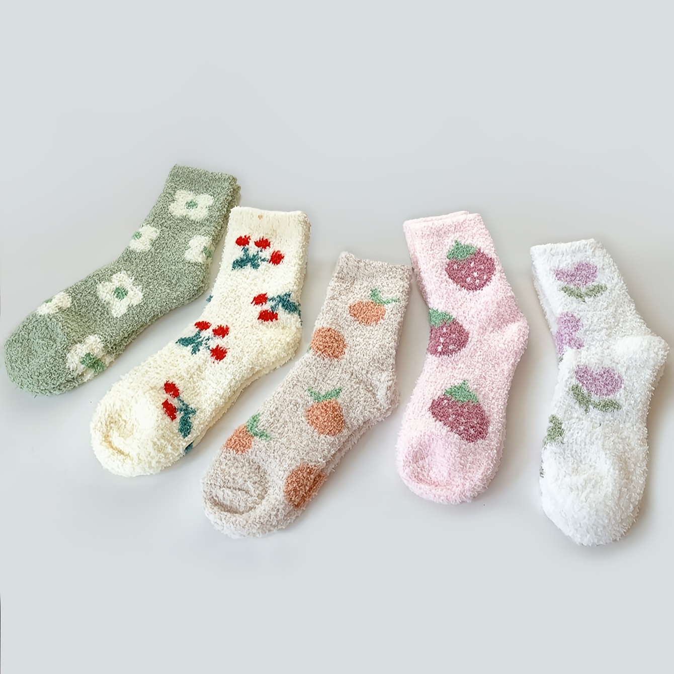 

5 Pairs Women's Floral Coral Fleece Knee-length Socks, Warm Polyester , Stretchy Knit Fabric, Comfortable Fashionable All- Socks