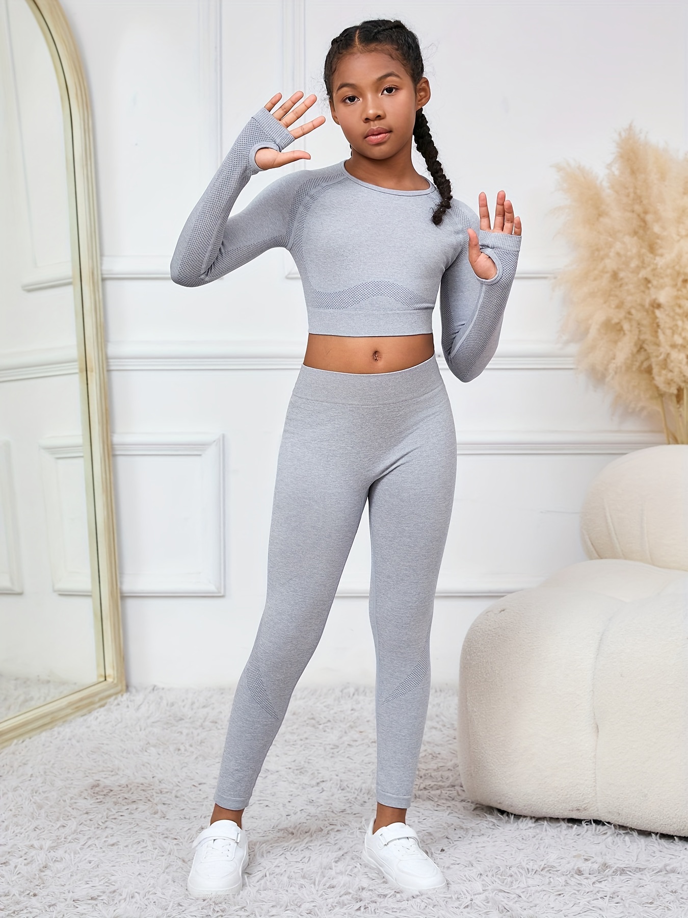 Crop Top Girls In Leggings Girl In Leggings And Crop Top Girl