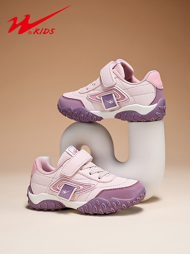 A Pair of Girls' Athletic Shoes for Everyday Use, Trendy Casual Footwear That Is Breathable, Durable, And Suitable for Running And Tennis, Perfect for Both Boys And Girls, Ideal for Travel And Sports.