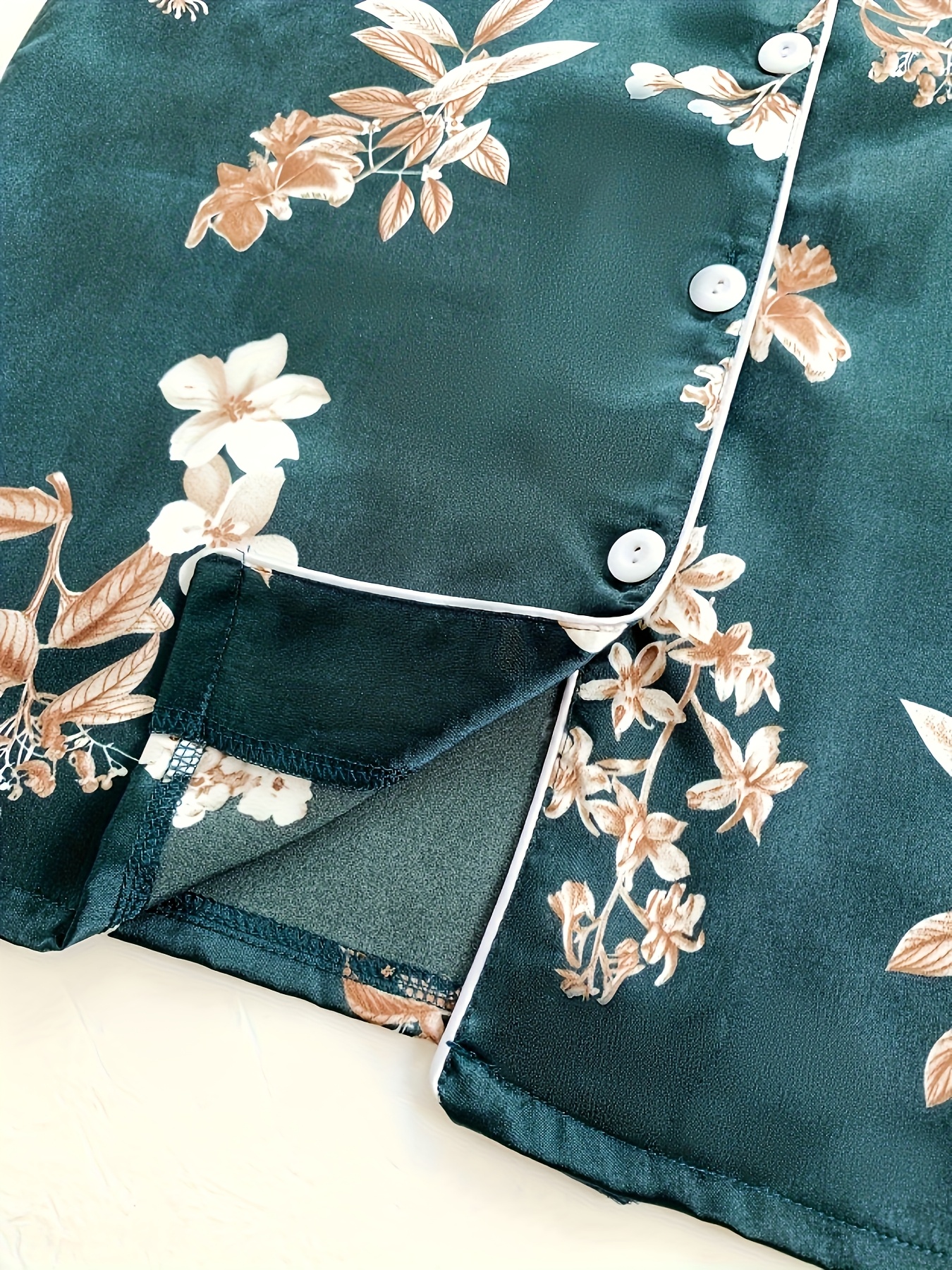 3pcs set of satin classical floral pajamas including womens short sleeved stand up collar top and shorts long pants pajamas   three piece set Product details 2