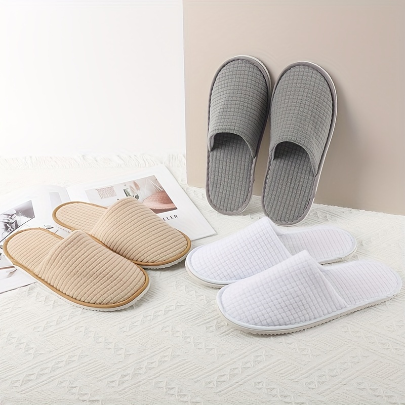 2pcs Cozy Fleece Slippers - Disposable, Warm, Soft Fabric, Ideal for Autumn & Winter, Perfect for Home, Hotel, Guest House Use, Food Service Equipment and Supplies