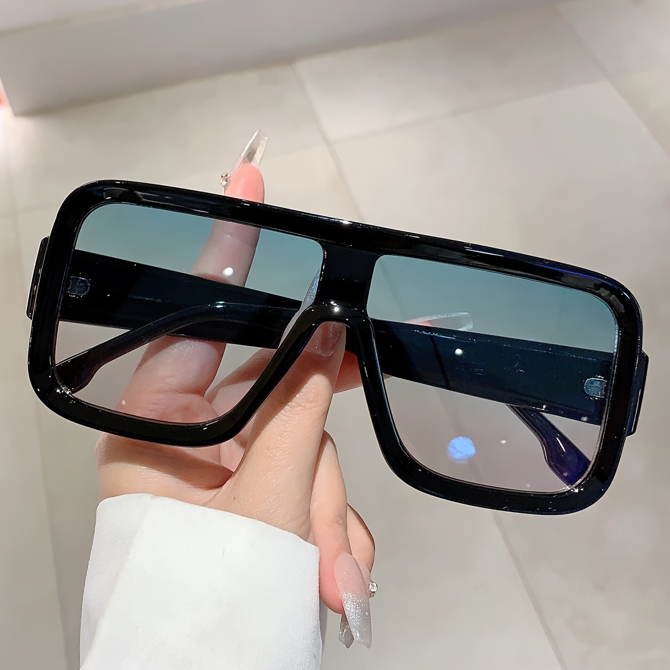 TEMU Chic Oversized Retro Fashion Glasses For Women - Trendy Design With Gradient Lens, Beach & Party