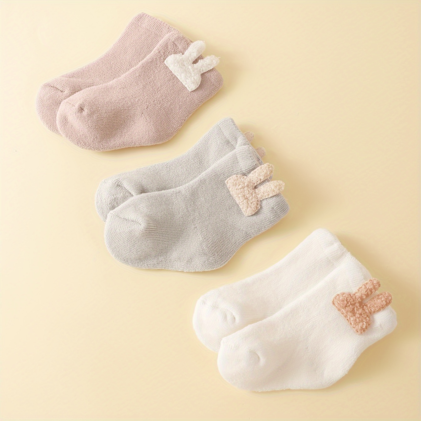 Image of 3 Pairs Of Autumn/winter Terrycloth Cartoon Cute Candy-colored Baby Socks, Thickened Mid-calf Socks For Cold Weather
