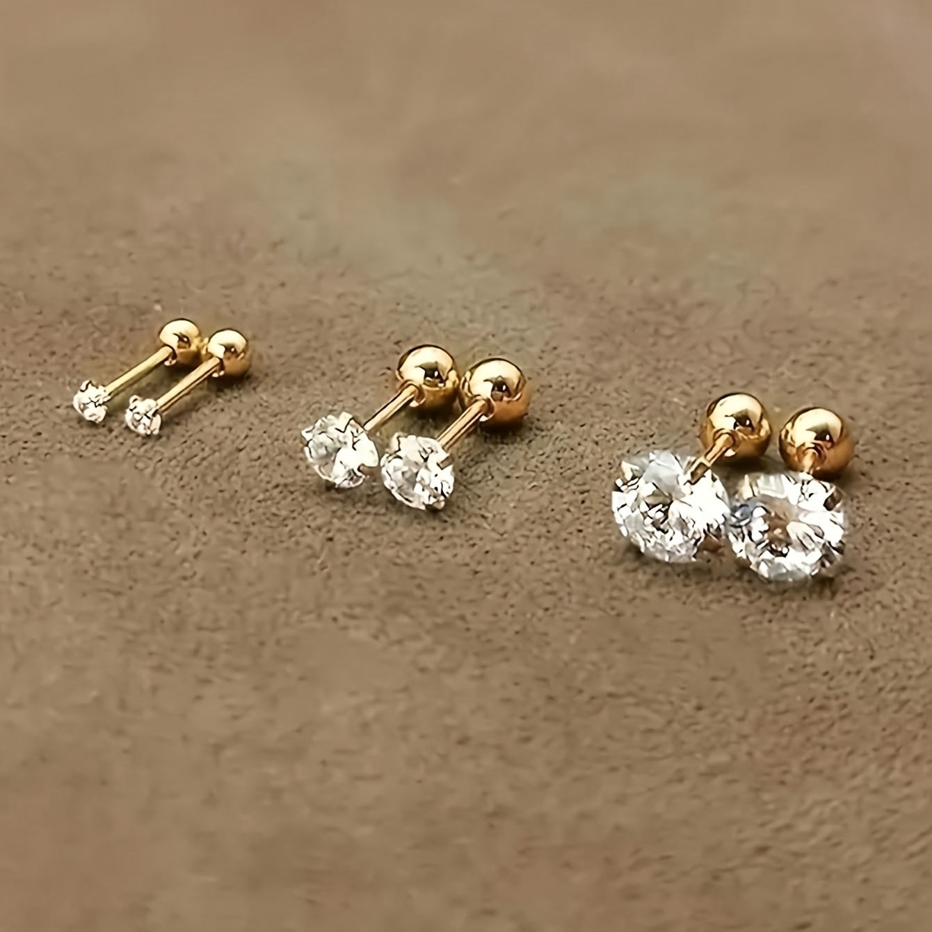 A Pair Of Mini Stud Earrings, Simple And Sparkling, For Women's Ears, Fashionable Ear Studs