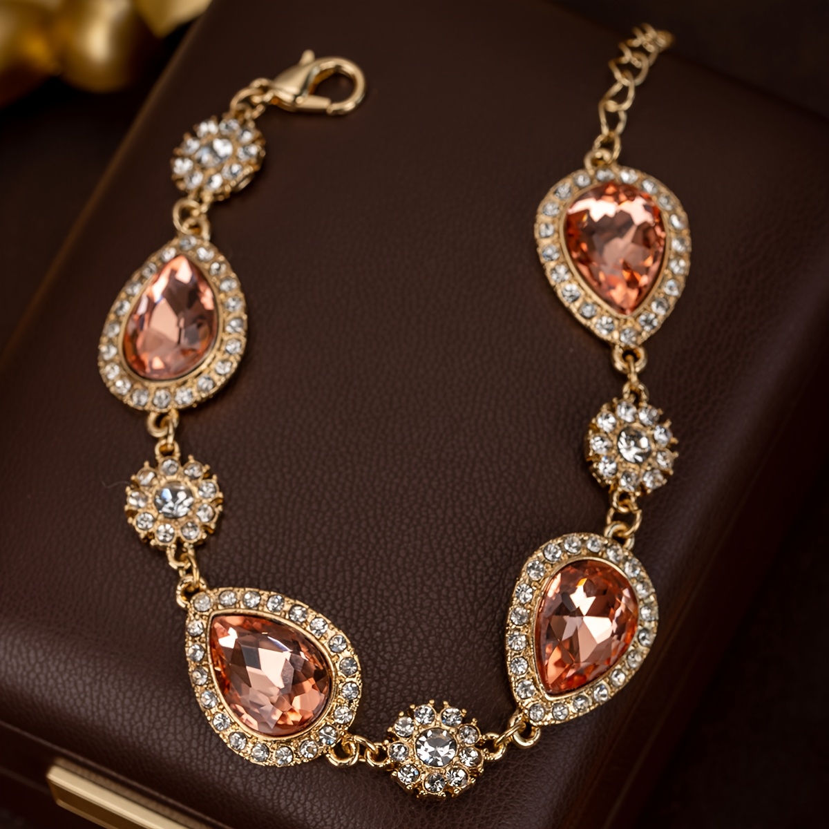 TEMU A Stylish And Elegant Vintage Bracelet Featuring A Geometric Teardrop Shape, With Sparkling Glass And Rhinestones, Perfect For Parties