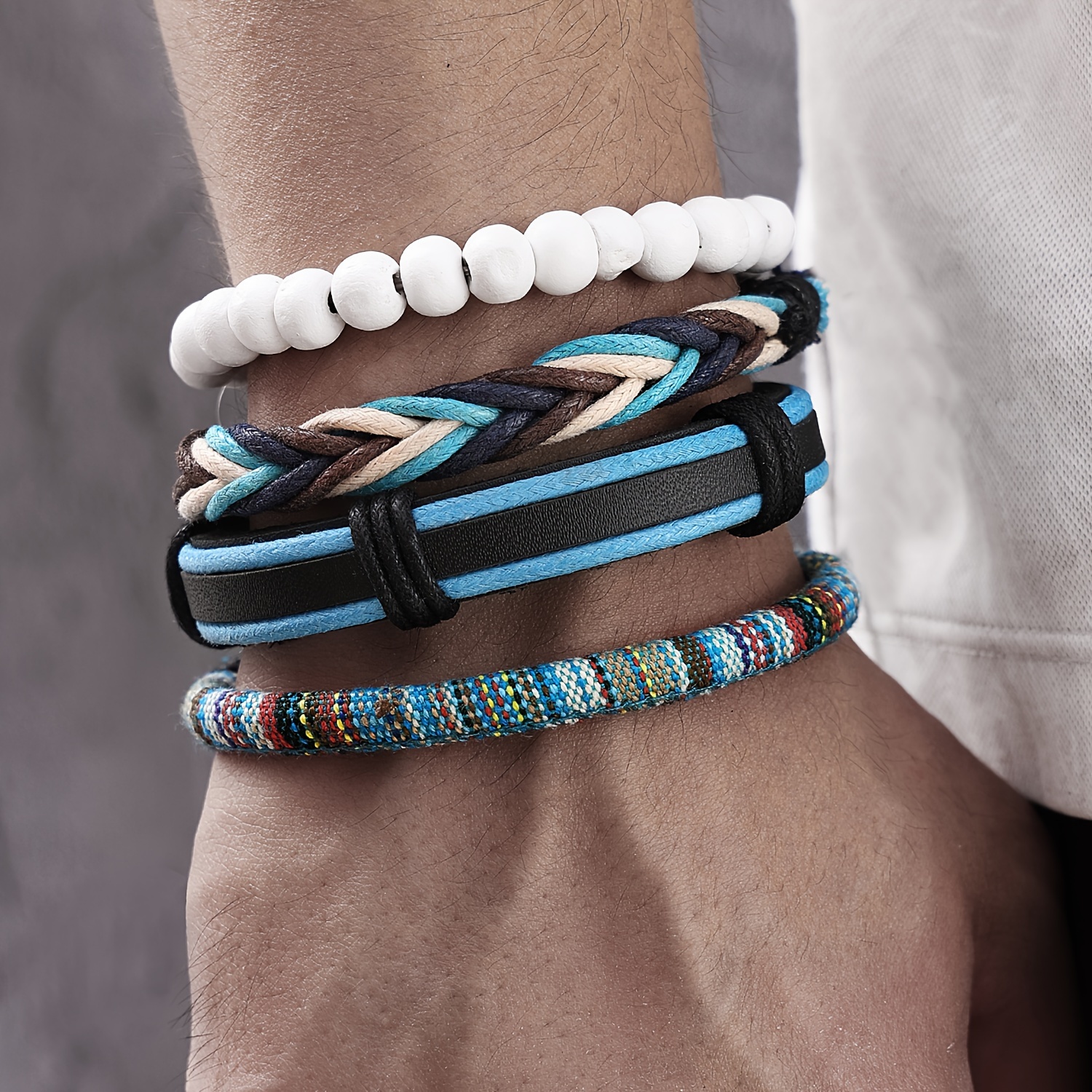 E-shop 4-teiliges/Set Ethnische Böhmische Stil Blaues Garn Weiße Holzperlen Stränge Kunstleder Herren Stapelbare Mode Armband bangle armband Set