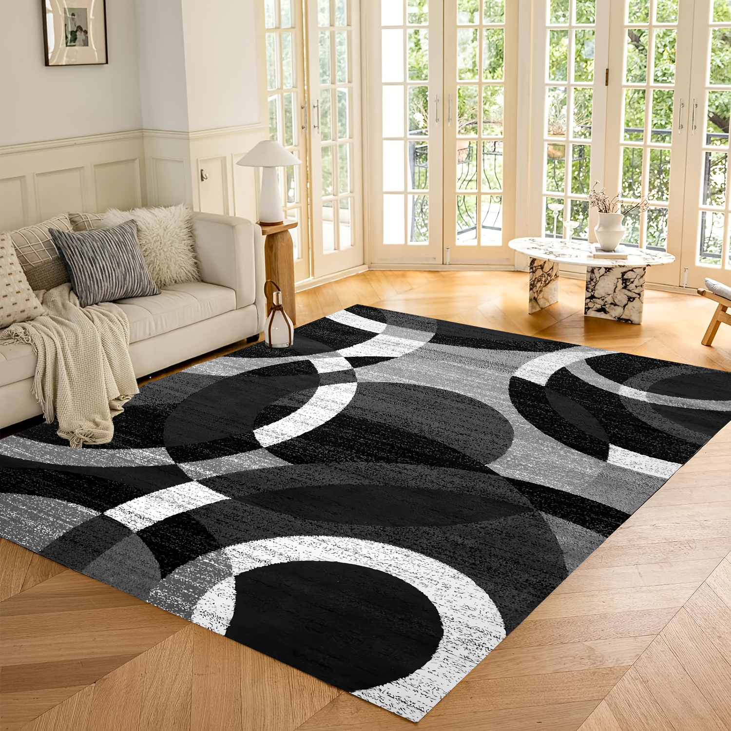 

Luxurious Black & Gray Geometric Area Rug - 800gsm Golden Diamond Velvet, Non-slip, Machine Washable For Living Room, Bedroom, Dining, Office, And More