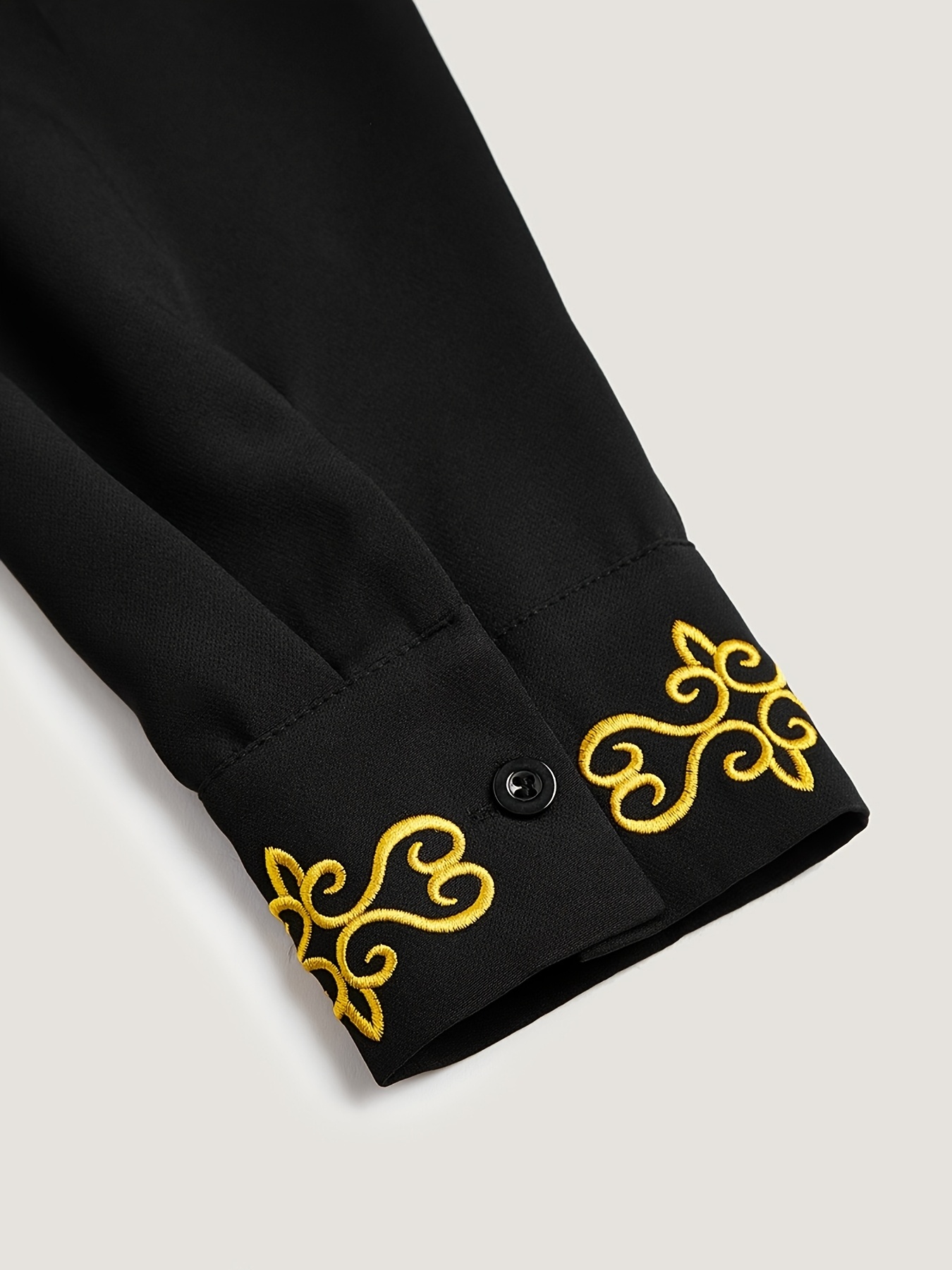 Dashiki Men's Long Sleeve Set, Round Neck Button-Up Shirt with Pockets and Split Hem, Elastic Pants, 2pcs Casual Outfit for Style, Wedding Attire, Black - New Season Collection