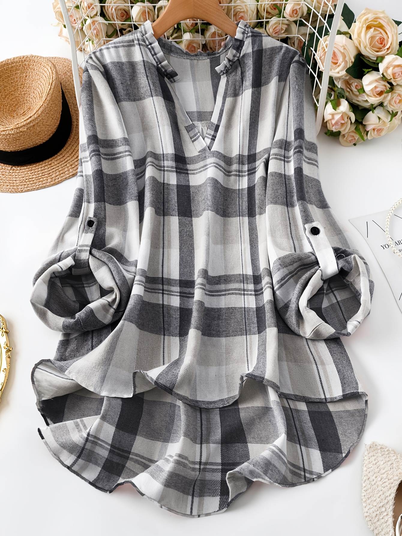 Fashionable Women's Plaid Long-Sleeve Shirt with Roll-Up Cuffs, Elegant Blouse, Women's Top, New Spring Women's Clothing