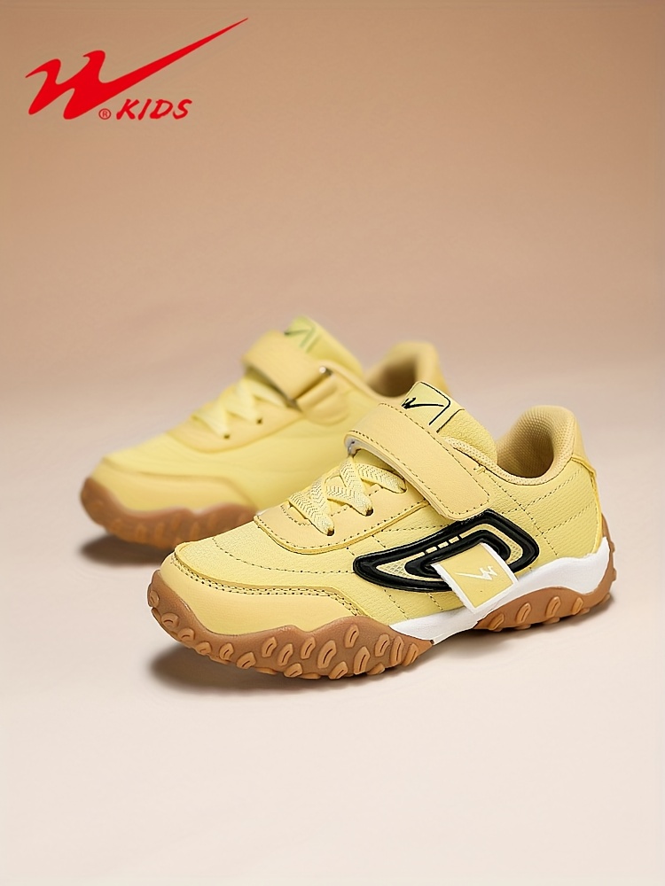 A Pair of Girls' Athletic Shoes for Everyday Use, Trendy Casual Footwear That Is Breathable, Durable, And Suitable for Running And Tennis, Perfect for Both Boys And Girls, Ideal for Travel And Sports.