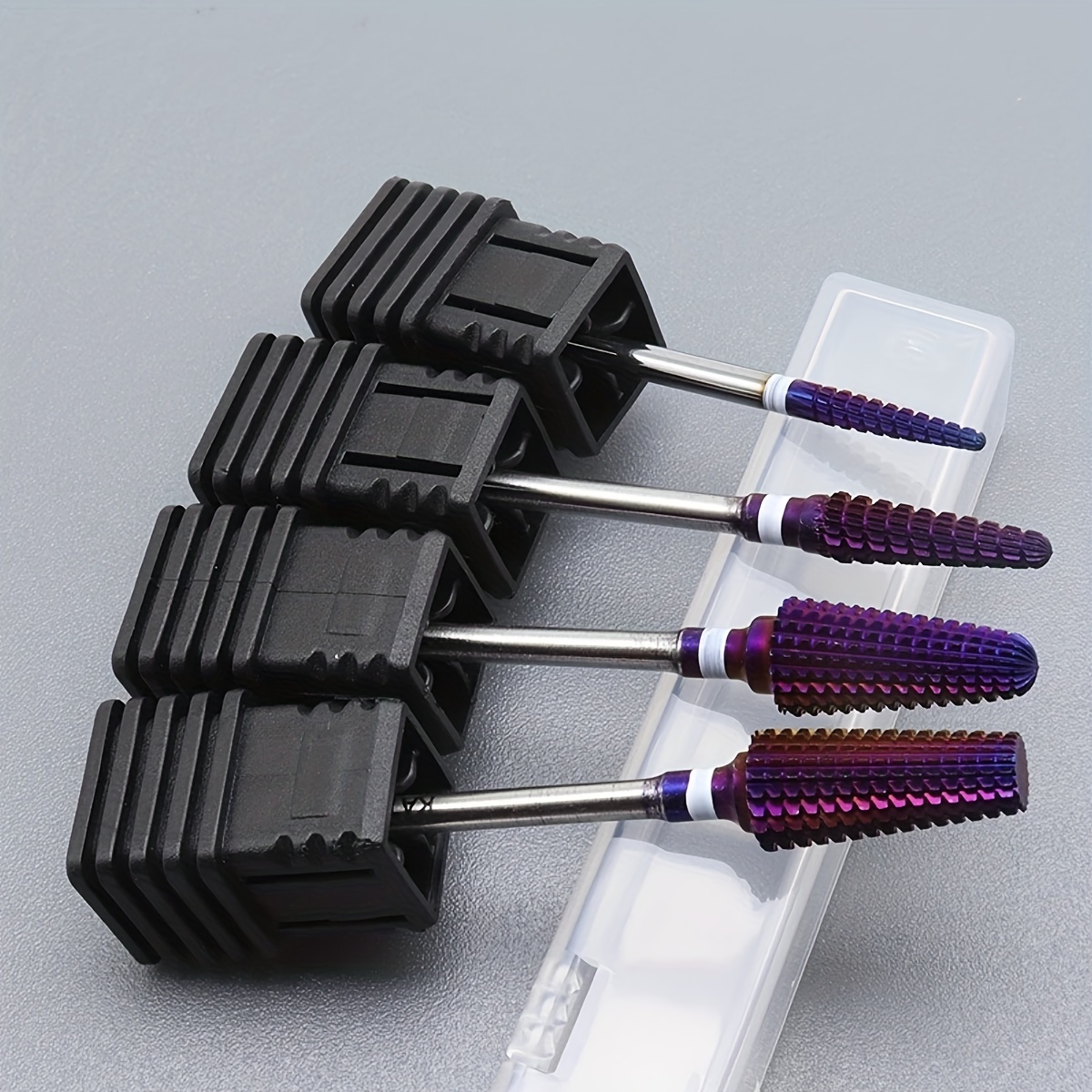 

Ensemble! 4pcs/set de Forets à Ongles en Carbure Violet pour Machine à Perceoir Électrique, Outils d'Art des Ongles pour Couper et Polir les Ongles Inférieurs