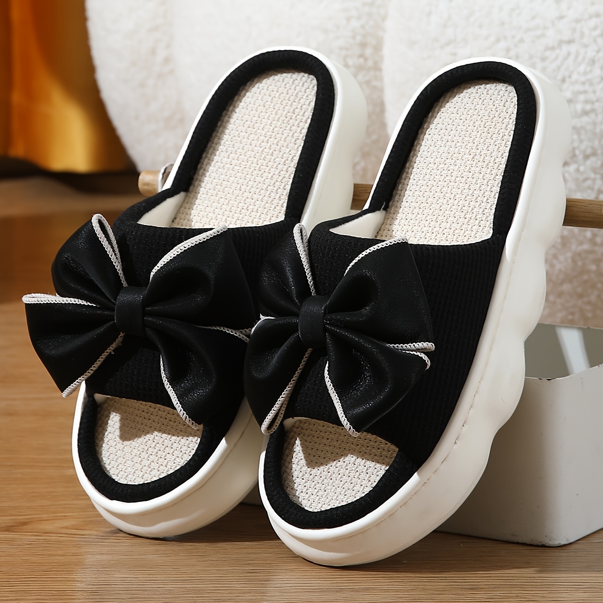 Image of Preppy Cute Slippers - Women's Indoor Breathable Non-slip Thick Sole Linen Slippers, Eva Sole, Fabric Upper/lining/insole, Round Toe, Slip-on, , Women Shoes