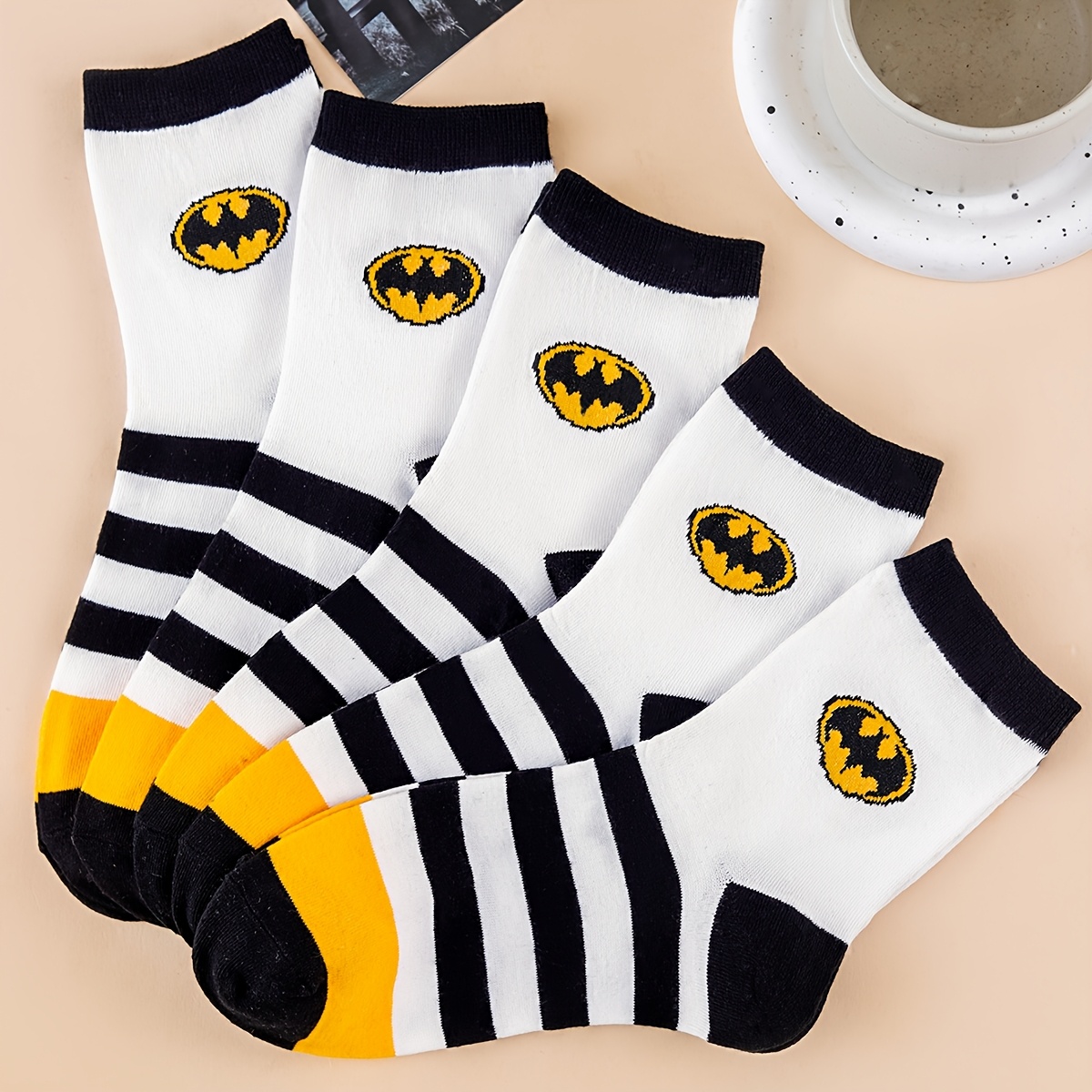 TEMU 5 Pairs Unisex Batman Logo Black And White Striped Mid-calf Socks, Superhero Color-block Casual Socks Suitable For Halloween And Parties