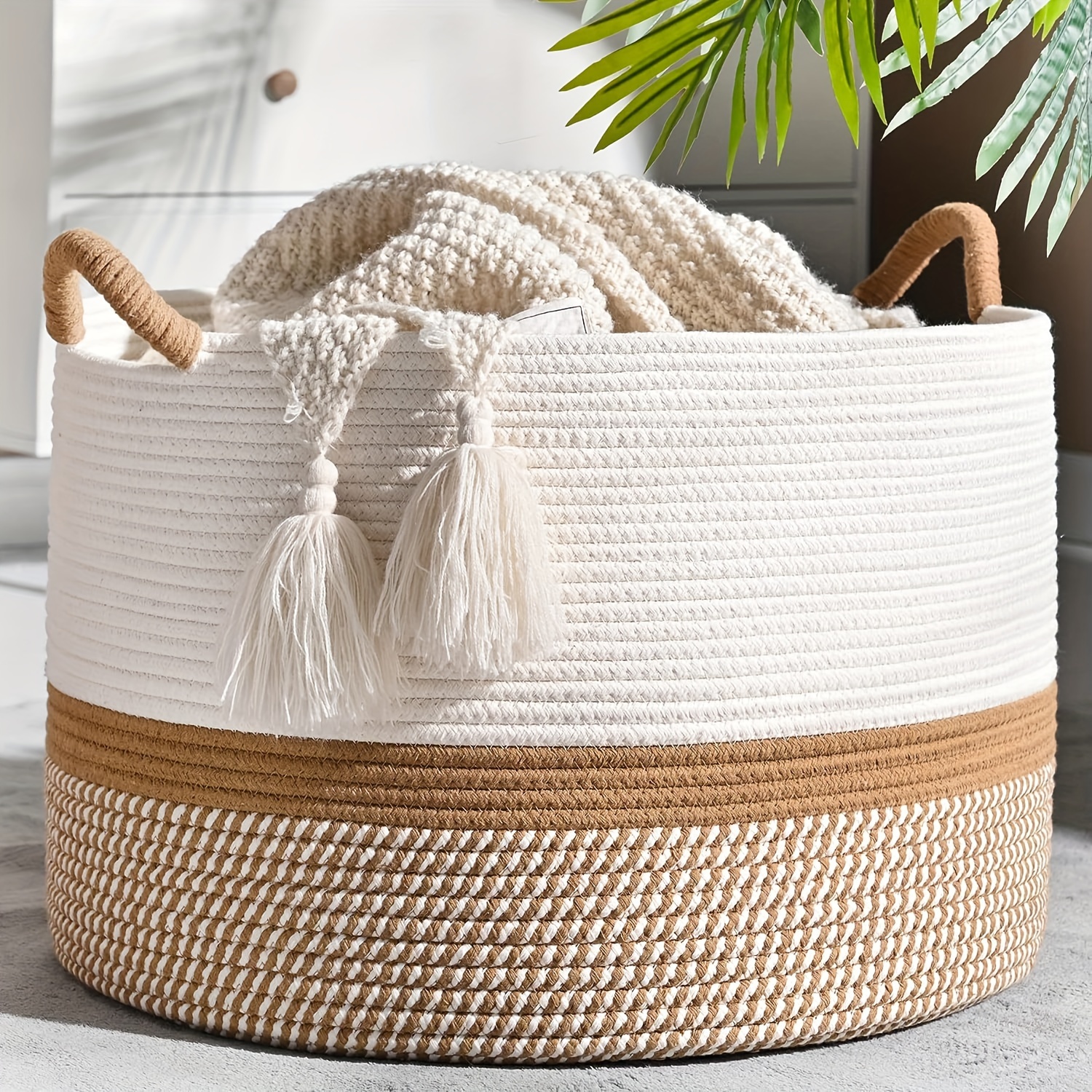 

1pc Bohemian Style Woven Laundry Basket, Cotton Rope Blanket Storage Basket With Handles, Bedroom Entryway Home Decor, For Clothes Towels Pillows