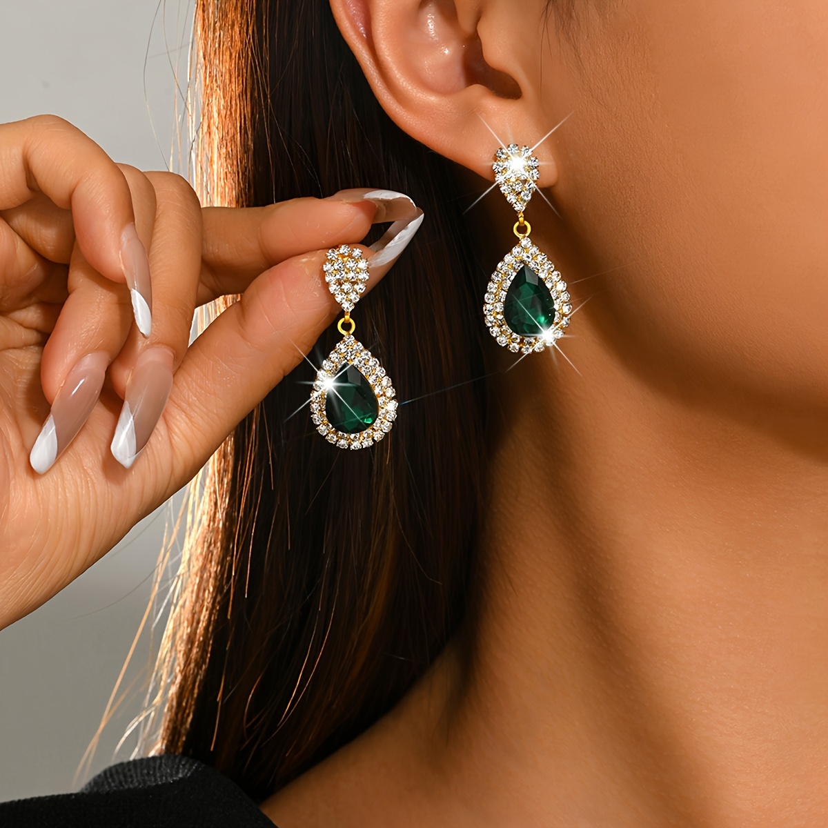 Retro Style Sparkling Water Drop Earrings