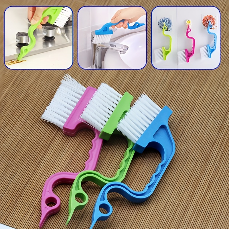 Un juego de 15 cepillos de limpieza, que incluye un cepillo para ranuras de puertas de refrigerador, un cepillo para tazas, un cepillo para limpiar la suciedad, un cepillo para limpiar teclados y un pequeño raspador. Adecuado para limpiar estufas de gas de cocina, tazas de té, batidores y ranuras de ventanas.