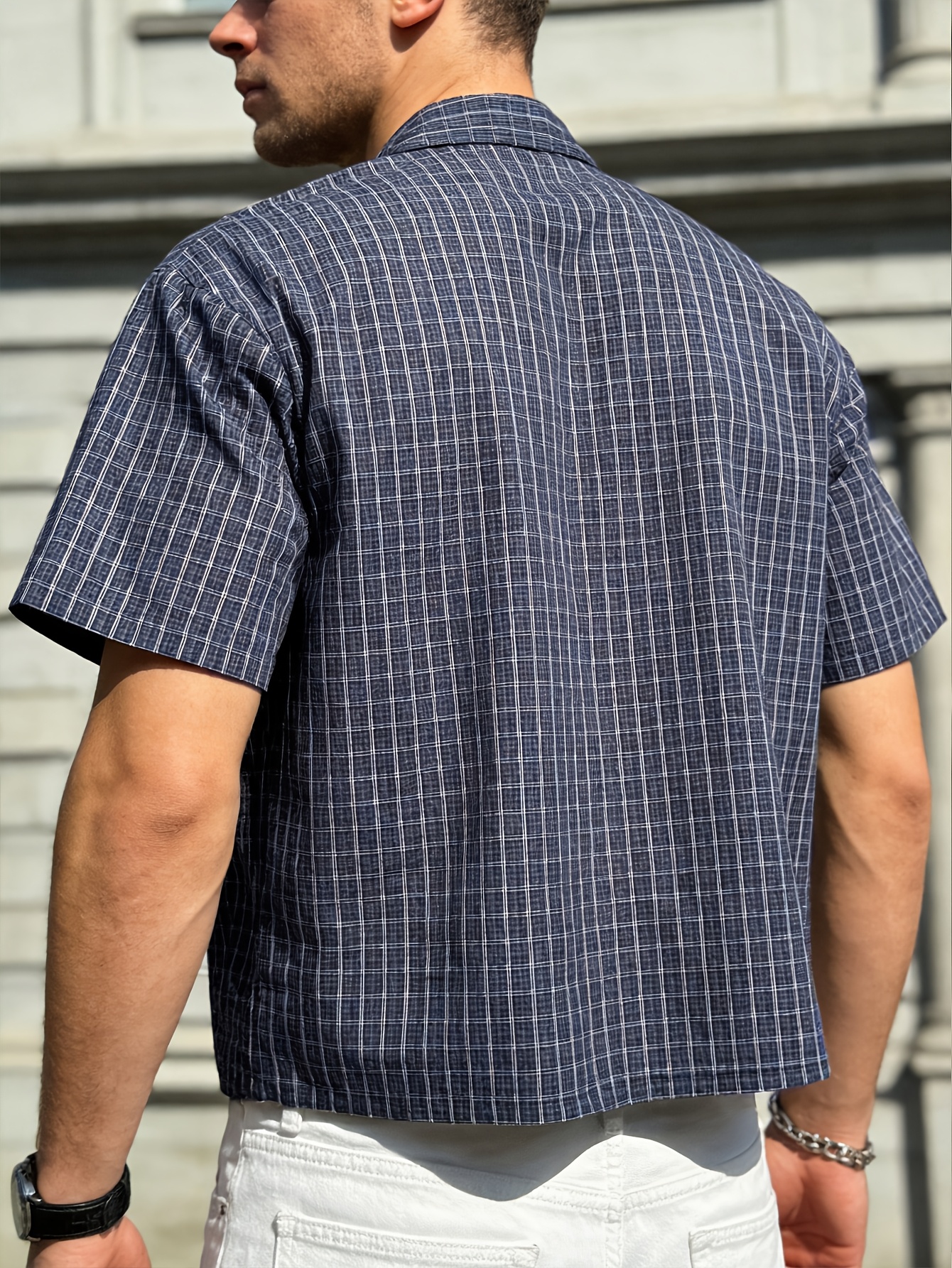 Fashionable Plaid Design Short-Sleeve Cropped Shirt for Summer