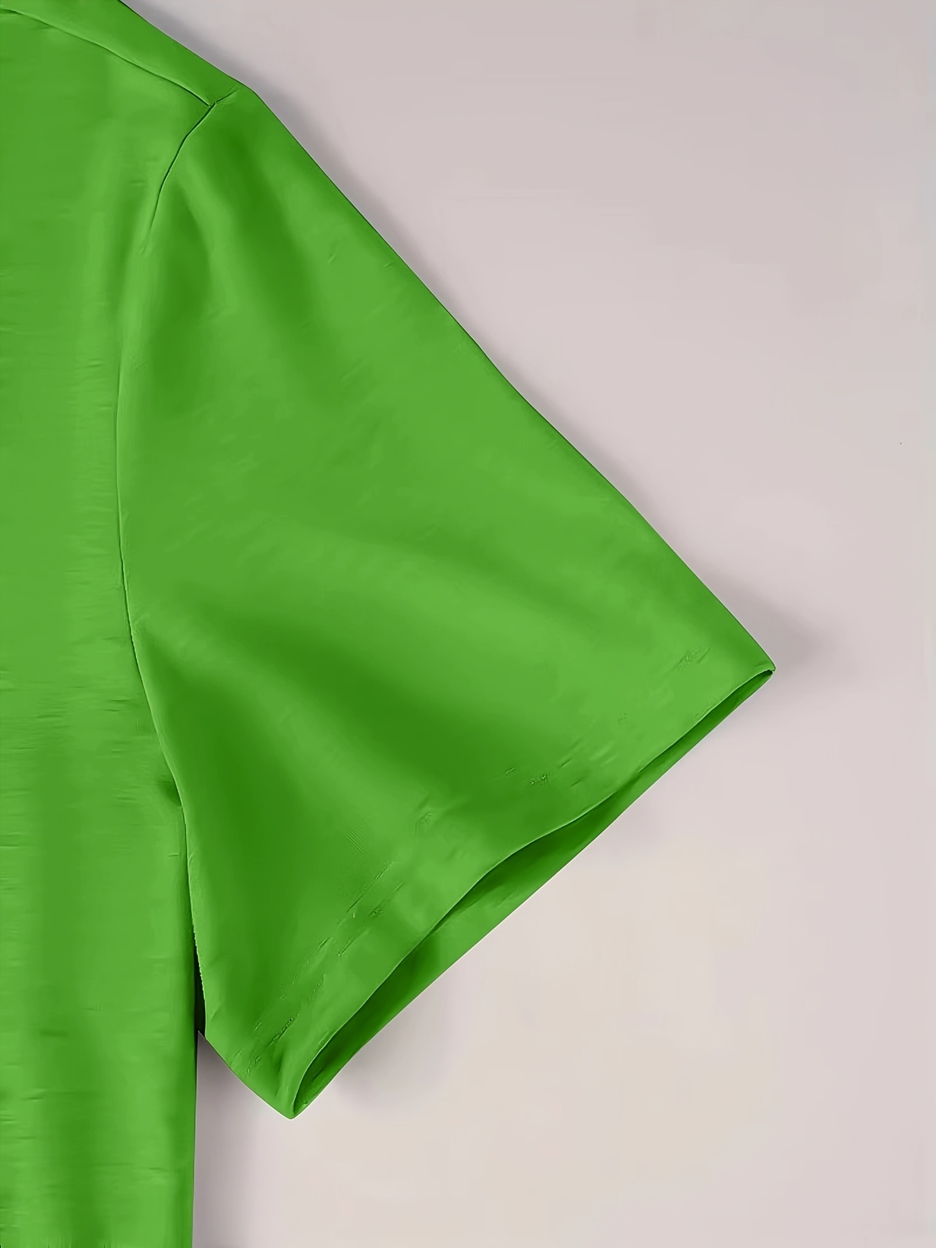 Plus-Size Men's Short-Sleeve Casual T-Shirt - Slight Elasticity, Classic Solid Color & Button Detail, Breathable Stand-Up Collar for Spring/Summer Wear, Stylish Plussize Top, PLUS SIZE