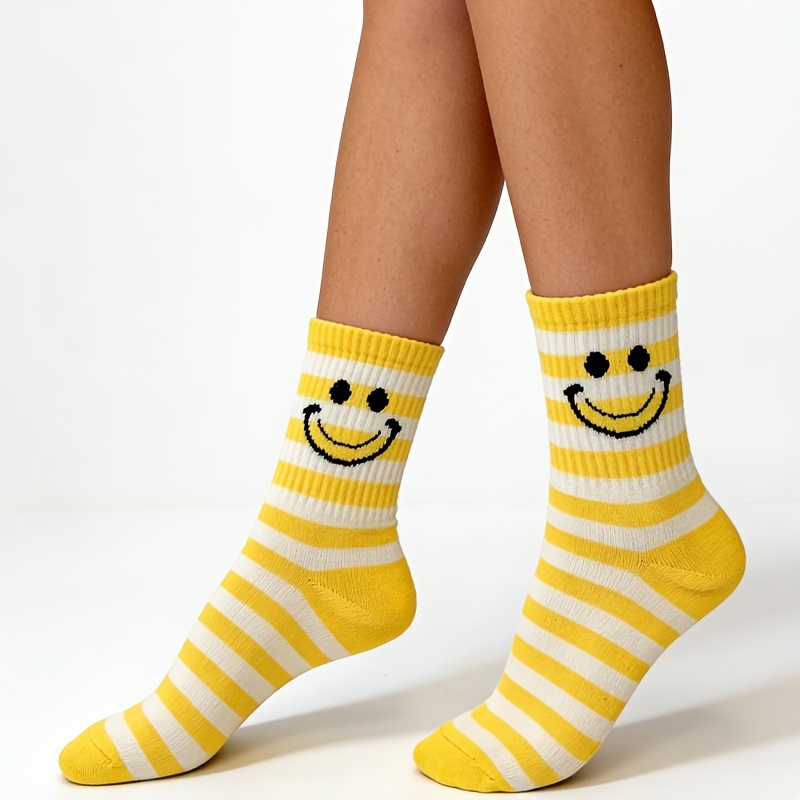 E-shop 1/5 Paar Mid-Calf Socken - Niedliche gelb-weiß gestreifte, atmungsaktive Socken, geeignet für Damen und Herren, für lässige Sportbekleidung zu