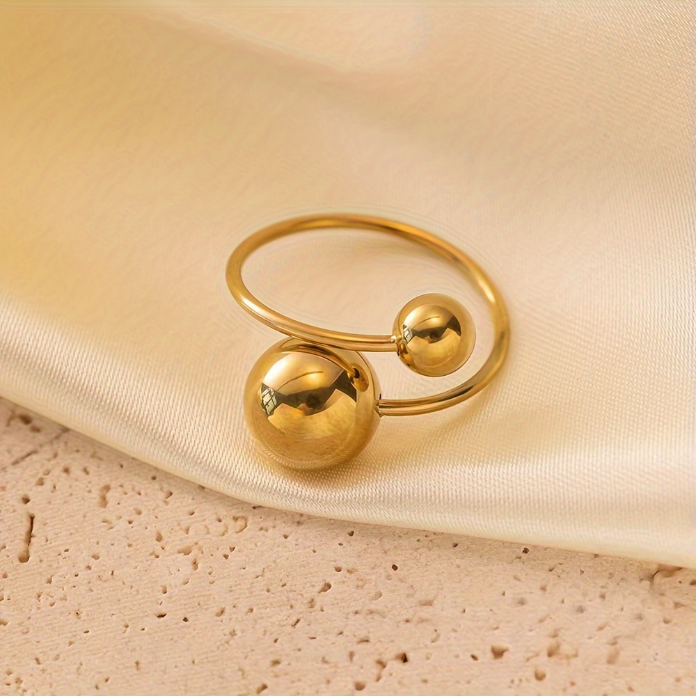 A Minimalist, Elegant, And Stylish For Women With Small Steel Beads, Adjustable Size, Suitable For Sports Gatherings And Back-to-