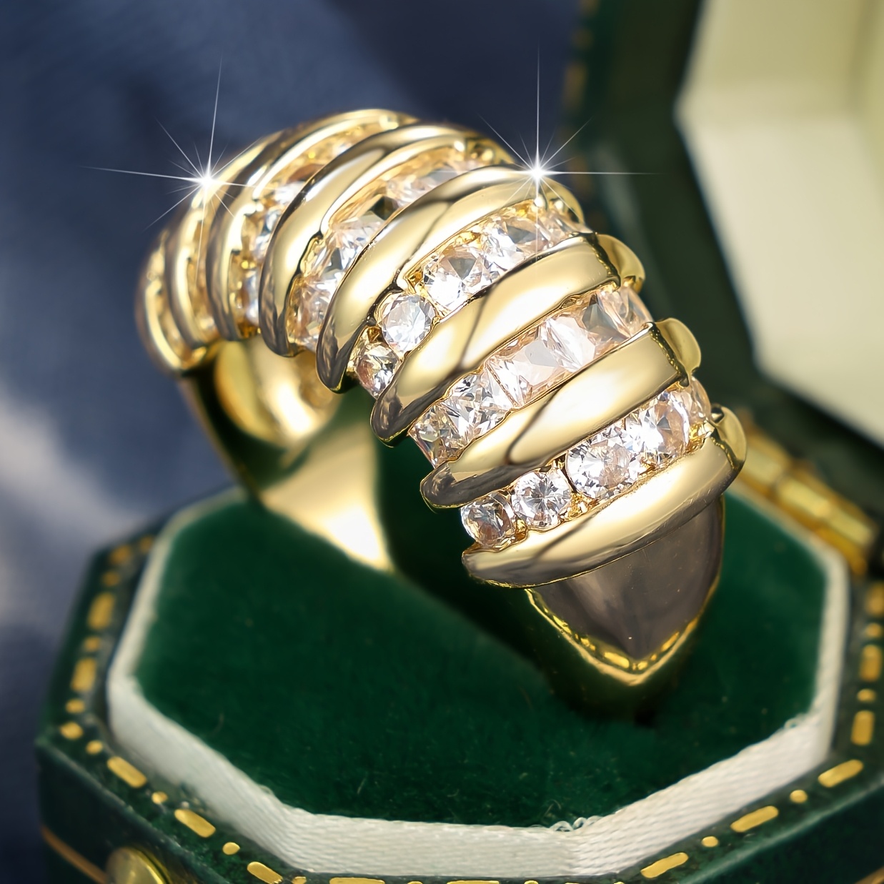 Women's Classic White Synthetic Zirconia Ring