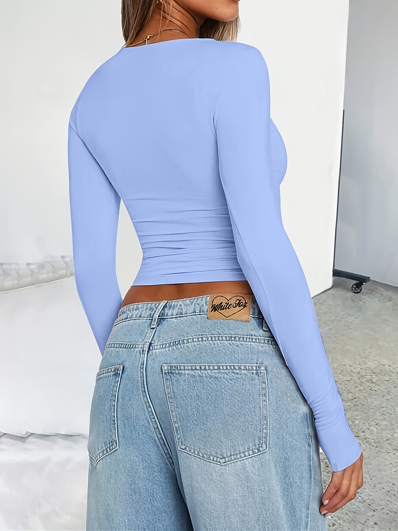 Women's Y2K Solid Color Cropped Slim Fit Long Sleeve T-Shirt - Round Neck Casual Top for Spring/Autumn, Machine Washable Everyday & Back-to- Outfits, Ladies T Shirts, Spring Fashion, Minimalist Style, Smooth Fabric, Stylish Blouse, Women