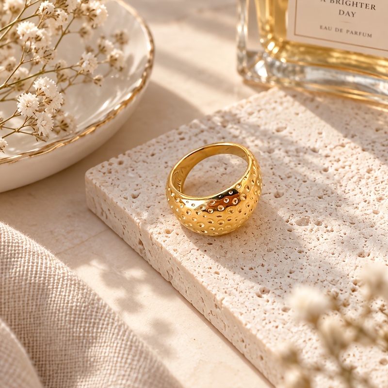 Women's Embossed Polka Dot Spherical Wide Band Ring