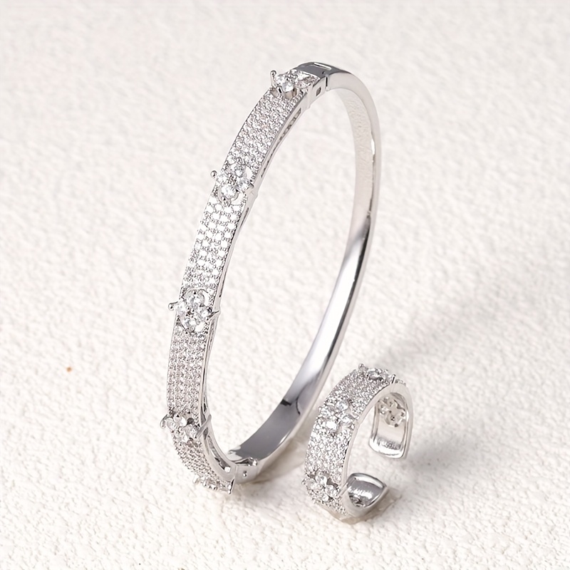 Elegant Four-Leaf Clover Bracelet Ring Set with Cubic Zirconia