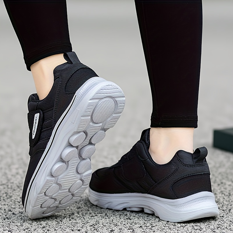 Men's Lightweight Breathable Sneakers Compatible for Jogging, Hiking & Training - All-Terrain Low-Top Sneakers with MD Sole, All-Season Outdoor/Urban Wear, Comfortable Round Toe & Closure (Multi-)