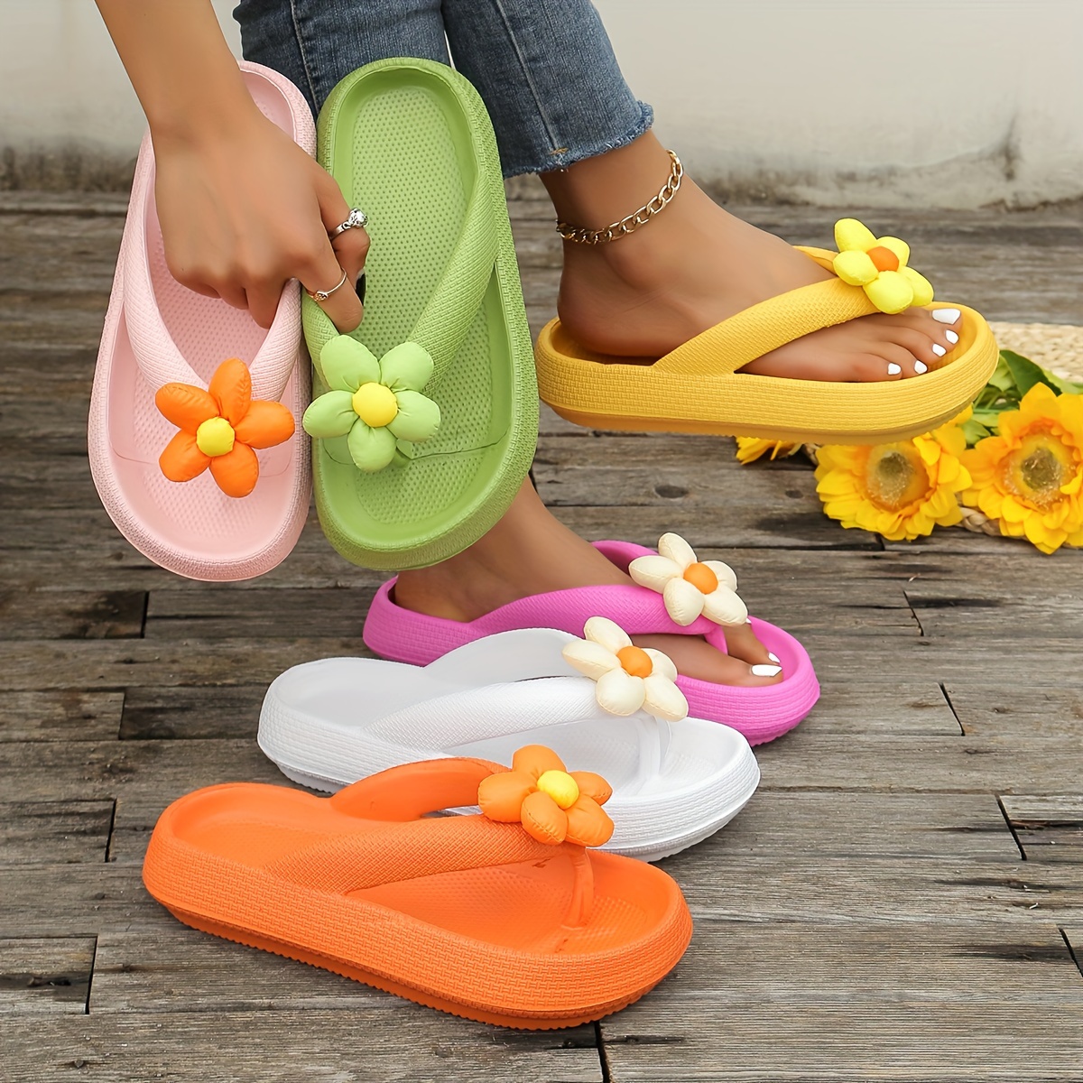 

Women's Summer Flip Flops With Sunflower, Colorful Soft Sole Thong Sandals For Travel & Vacation, Comfortable Eva Beach Slides