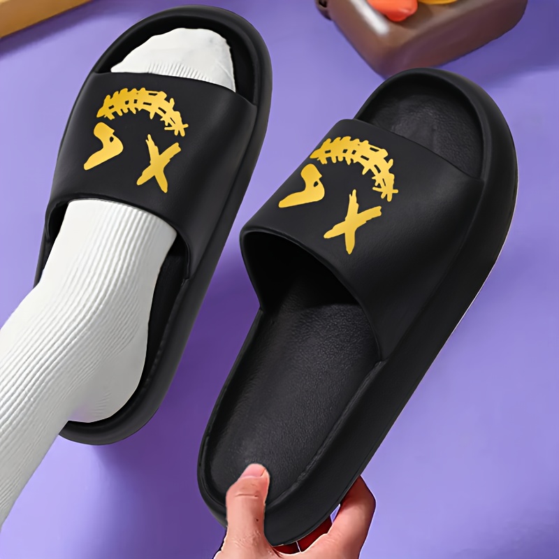 OURANNI Boys' & Girls' Lightweight EVA Slippers - Cartoon Clown Design, Non-Slip Indoor/Outdoor Sandals for All Seasons, Beach & Casual Wear, Black with White Clown Faces, Comfortable Open-Toe Slippers, Beach Footwear, Playful Footwear, Durable Footwear, For Teenager, For Teenager