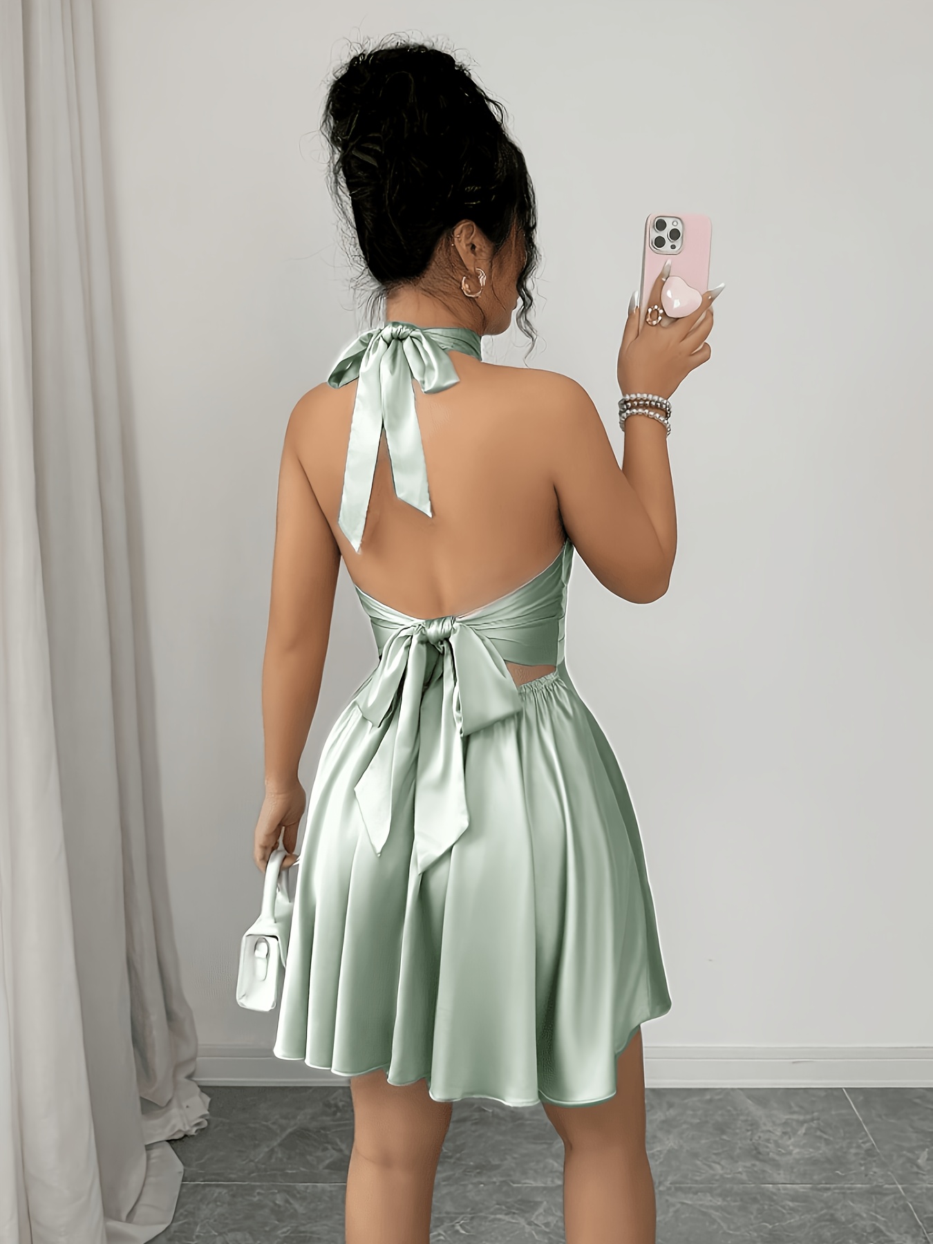 Robe mini femme vert pois, élégante, luxueuse et sexy, en satin vert, à bretelles et dos nu, idéale pour sorties décontractées, dîners formels, rendez-vous, fêtes, mariages, vacances, printemps-été, jupe courte, vacances d'été