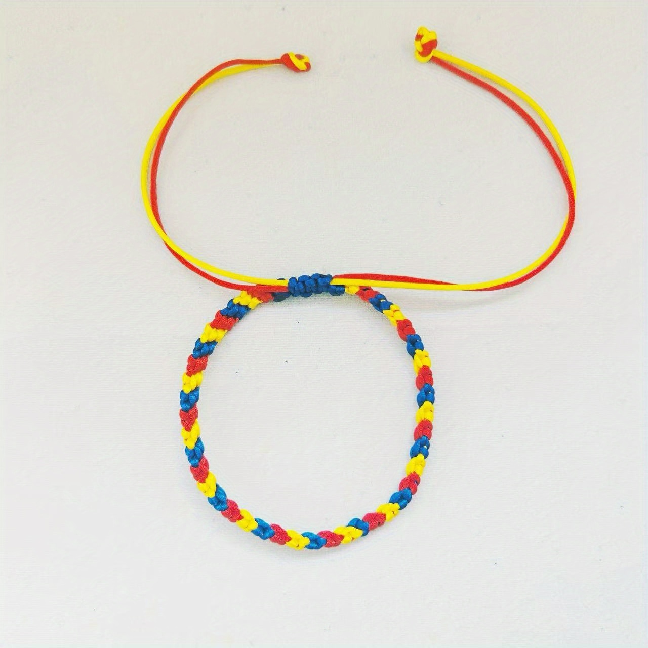 TEMU New European And Style Adjustable Bracelet In Red, Yellow, And Blue, Suitable For Men And Women, Friendship Wristband For Couples, Beach