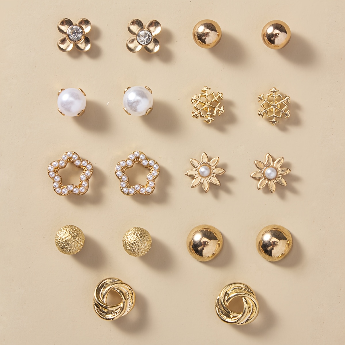 Image of A Set Of 18pcs Featuring Easy, Stylish, And Cute Floral And Snowflake Designs, Suitable For Everyday Wear, This Multi-style Earring Set Makes A Great Holiday Gift