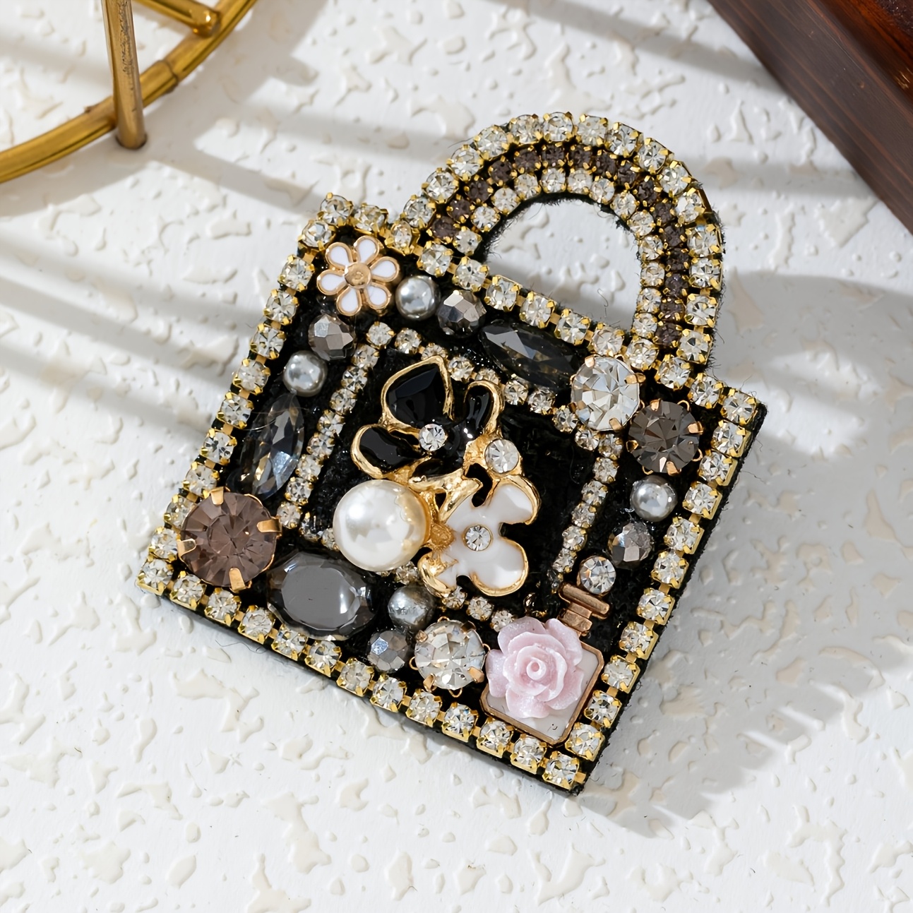 TEMU 1pc Handbag Shape Heavy Beaded Vintage Brooch, Rhinestone Faux Perfume Bottle Handmade Pin, Light Luxury Retro Style, Decor For Suit Coat Dress,