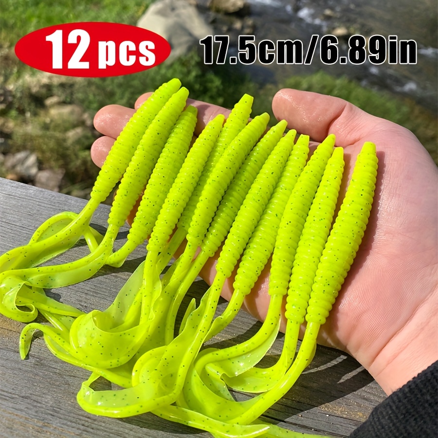 E-shop 12er-Pack Weiche Köder – Glitzernde Spinnerbaits mit gebogener Schwanz, 6-Farben-Mix für Süßwasserbarsch- und Forellenangeln, Beutelverpackte