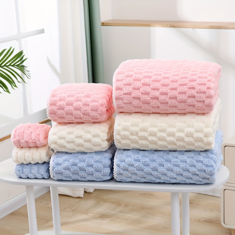 

3pcs/set Oversized Waffle Coral Velvet Bath Towel Towel Handkerchief Towel Set, Super Soft, Easy To Absorb Water And