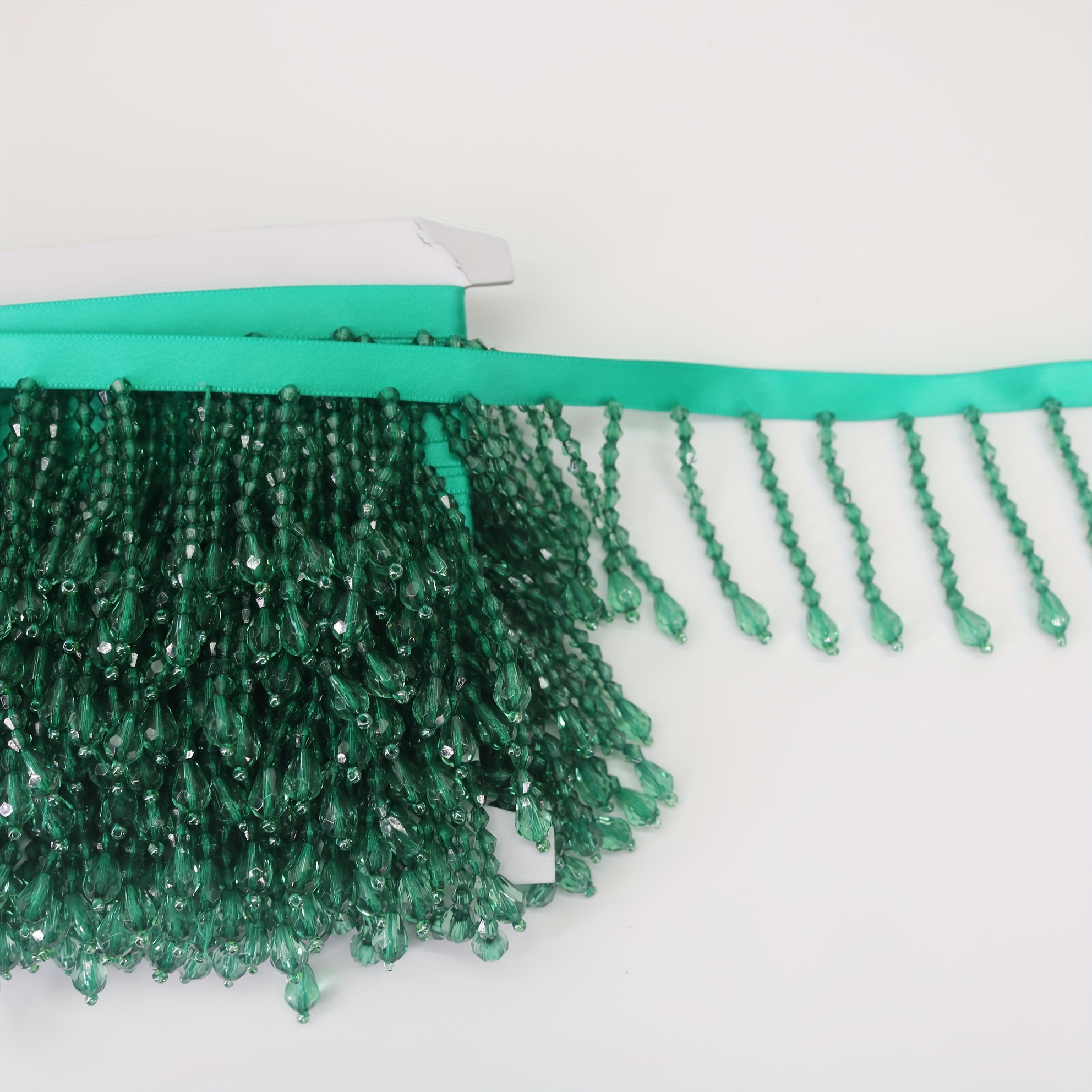 G014 Gonna da Ballo con Rete di Perline e Diamanti, Frange di Perline, Nastro con Nappe, Pizzo con Perline Fatto a Mano