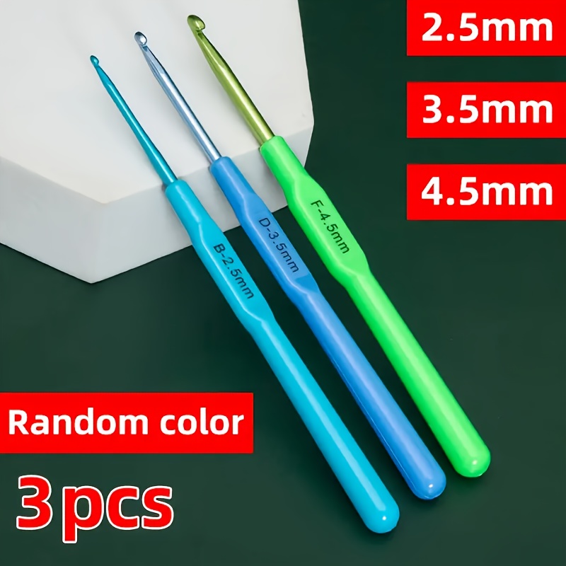 3pcs/6pcs Colorful Plastic Handle Crochet Hooks, Metal Crochet Hooks, Suitable For Hand-knitting Ideal Scarves, Gloves, Hats And Some Knitted Fabrics, , Candy-colored Crochet Hooks