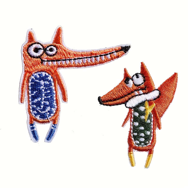 Image of 2pcs Cartoon Fox Embroidery Patches, Animal-themed Iron-on/sewing Appliques - Suitable For Clothing, Hats, And Bags. Boasting Cute Fox Designs With Mixed-color, Durable Embroidery
